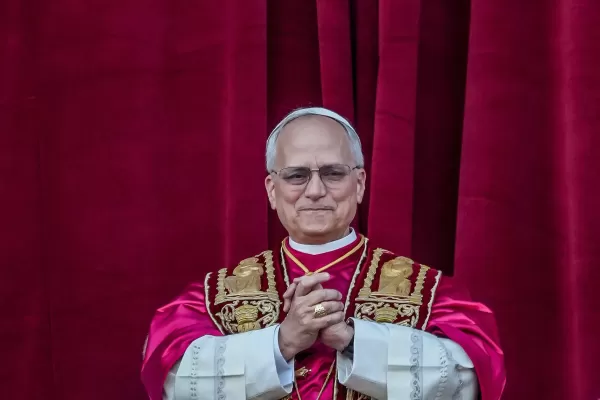 ใหม่ Pope Watches Movie Conclave เล่นเกมขณะรอการประชุม
