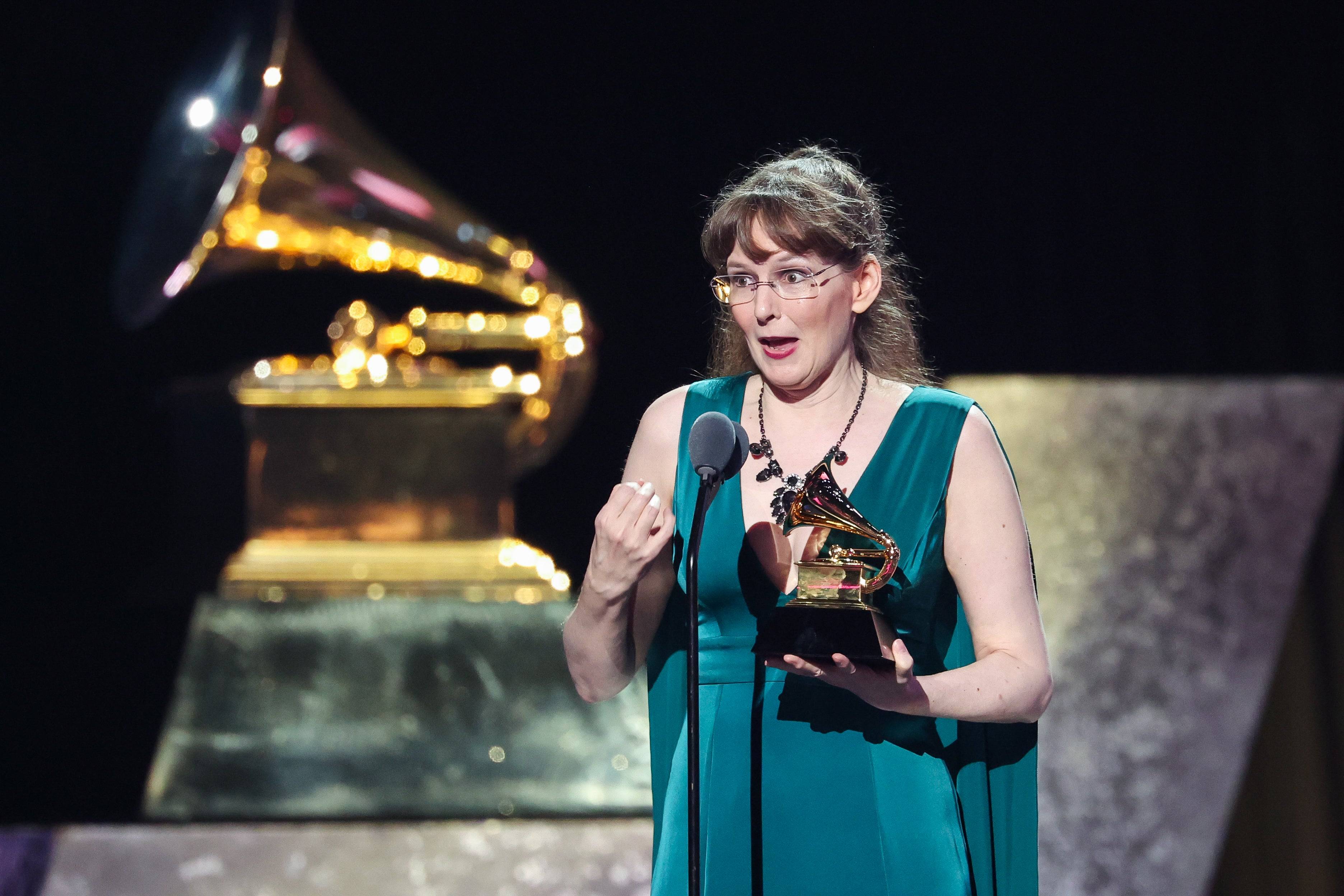 GRAMMY GANAR PARA LA SUPERIOR DE VIDEJE DE VIDEO: Triumph de Wizardry Composer